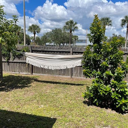 Cozy 3 Bedroom Home Close To Everything In Tampa! Exterior foto