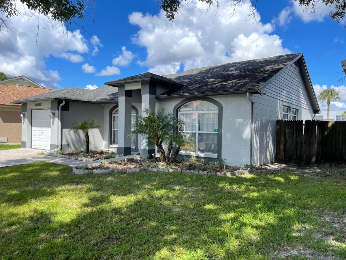 Cozy 3 Bedroom Home Close To Everything In Tampa! Exterior foto