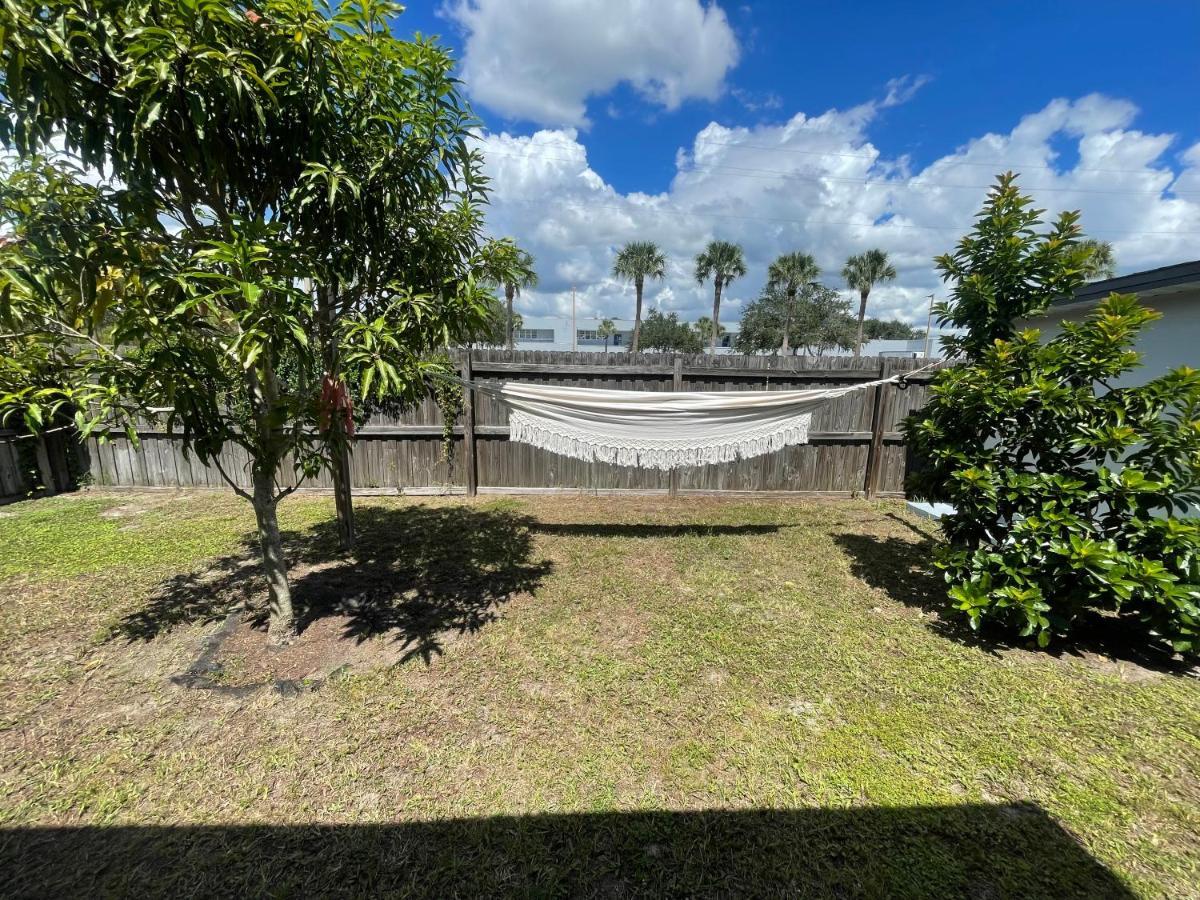 Cozy 3 Bedroom Home Close To Everything In Tampa! Exterior foto